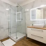 Spacious 2Br Apartment With Parking In Old Town By Easybnb Premium *