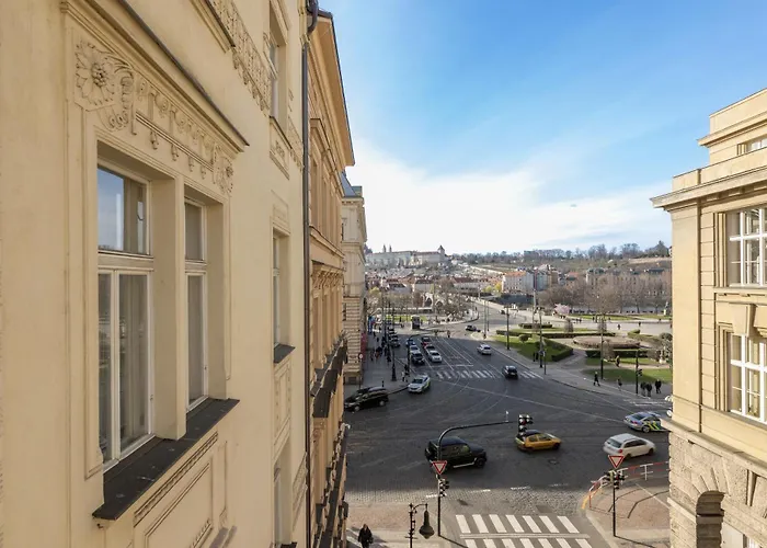 Daire Spacious 2br In Old Town With Balcony By Easybnb Premium Prag